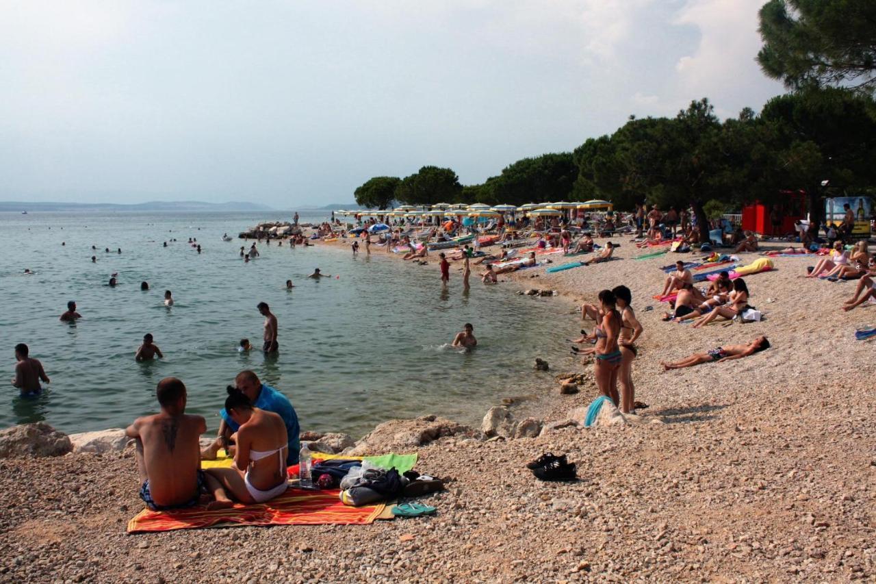 Apartments By The Sea Crikvenica - 5563 ภายนอก รูปภาพ